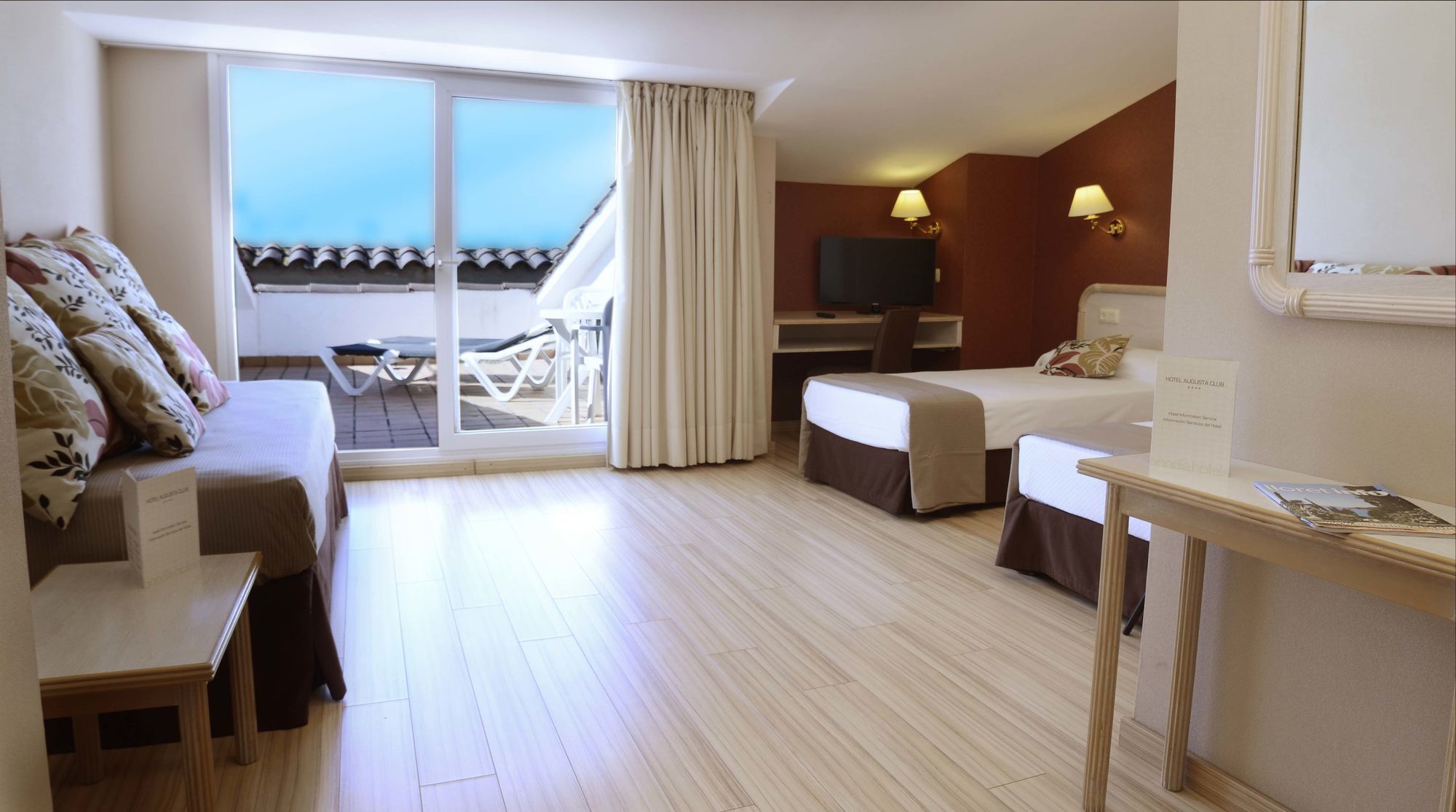 Augusta Club & Spa - Adults Only Lloret de Mar Eksteriør billede